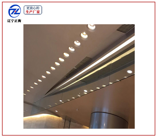 固定玻璃擋煙垂壁